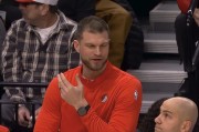 AG体育官方网站-开拓者最新官宣，提到杨瀚森！NBA生涯反转了，引发中国球迷担忧